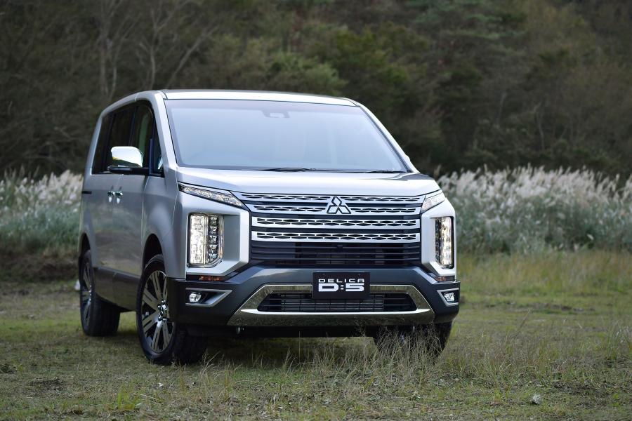  Mitsubishi Delica D:5 2018 года  (фото 30 из 43)